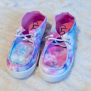 Girls size 1 casual tie dye shoes